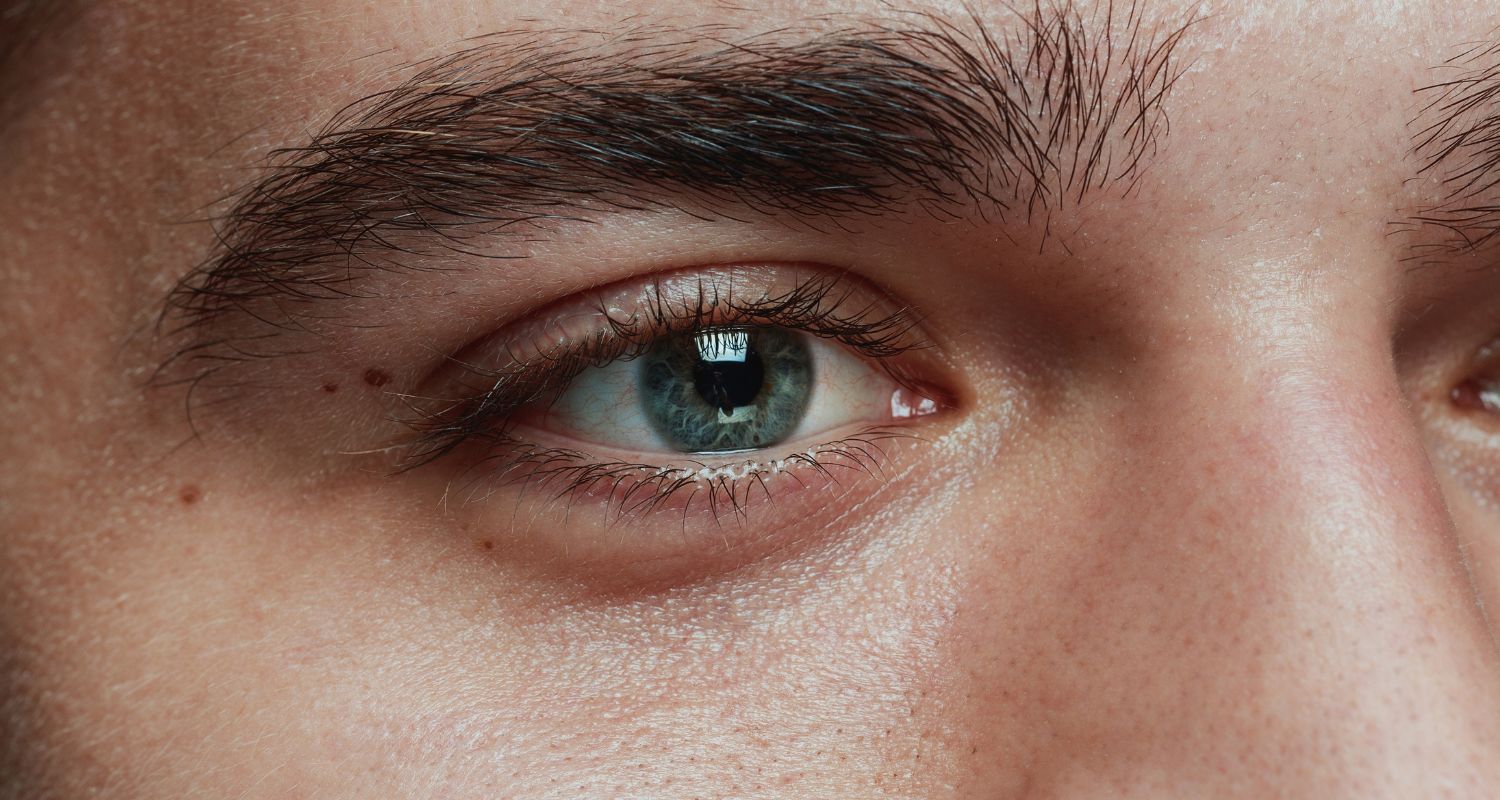 augenlidstraffung-in-frankfurt Brustimplantatwechsel in Frankfurt