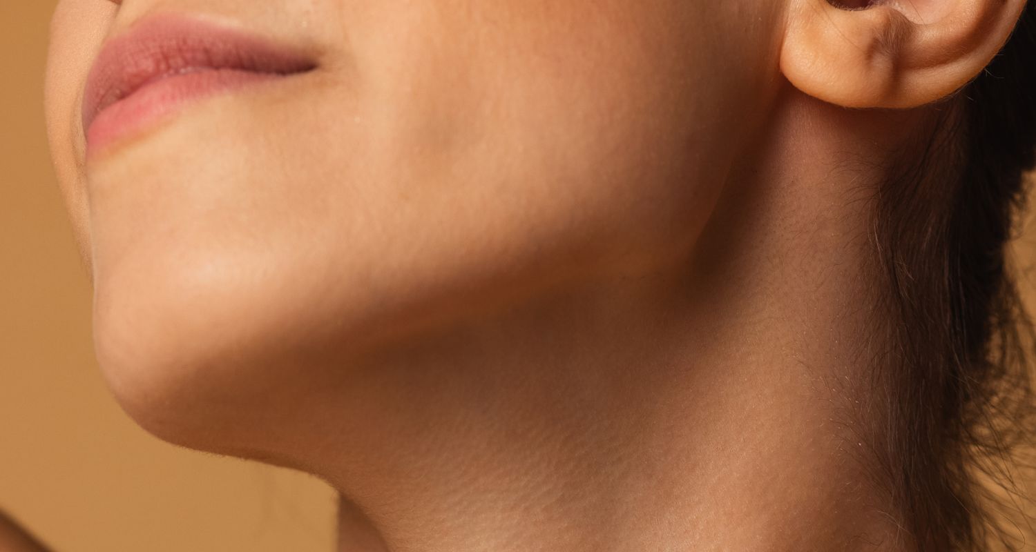 doppelkinn-entfernen-in-frankfurt Brustverkleinerung in Frankfurt